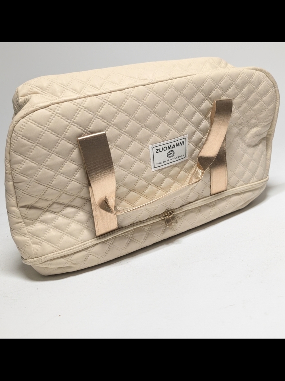 Zuomanni Cream Quilted Carry-On / Gym Bag